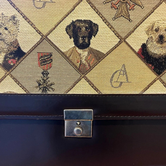 Unique dog briefcase with separate folio and detachable strap - Picture 2 of 11